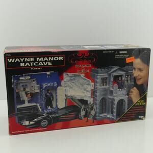 Vintage Batman and Robin Wayne Manor Batcave Playset 1997 Kenner Hasbro